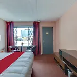 Falls Inn Near Casino Niagara By Oyo