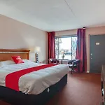 Falls Inn Near Casino Niagara By Oyo
