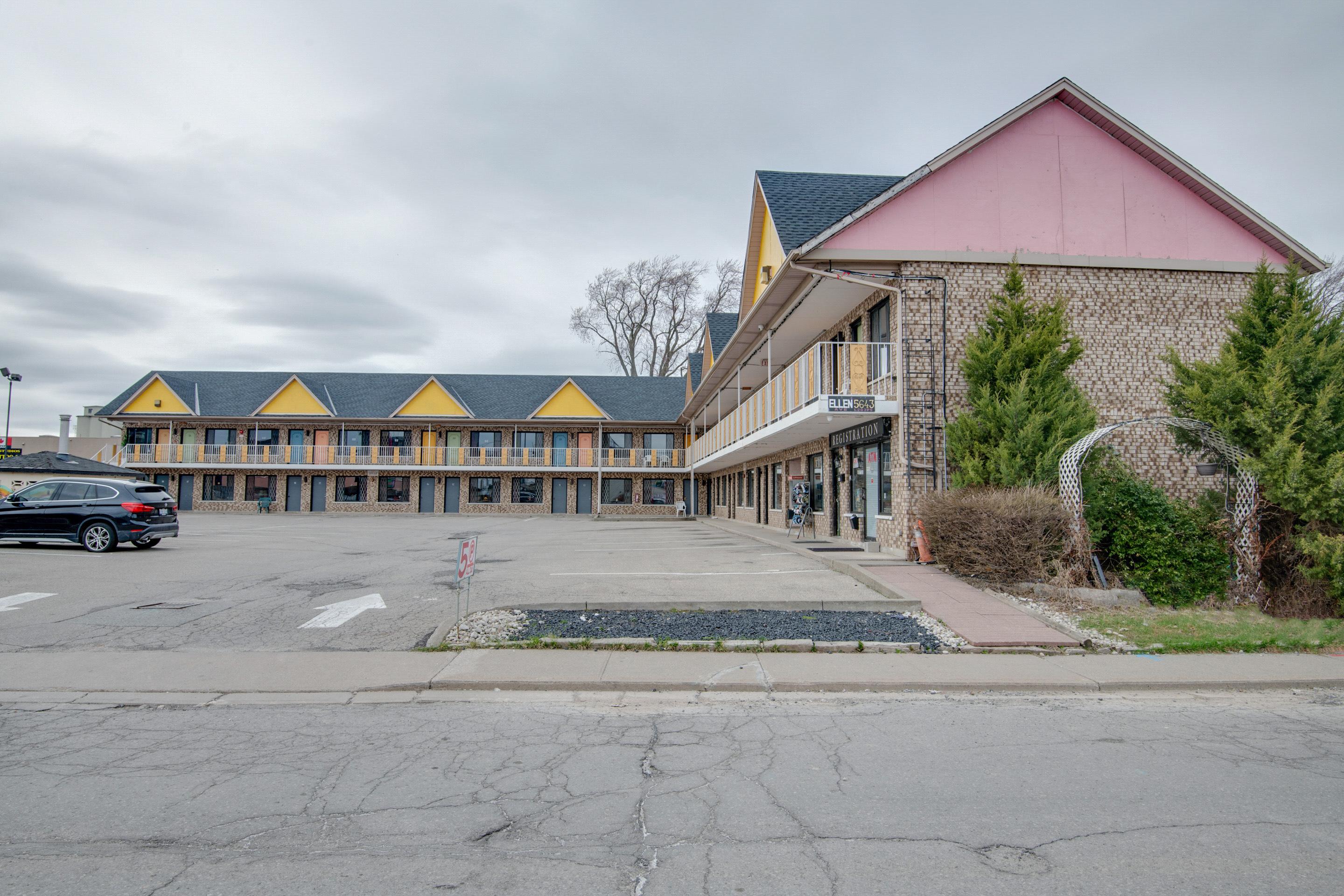 Motel Falls Near Casino By Oyo